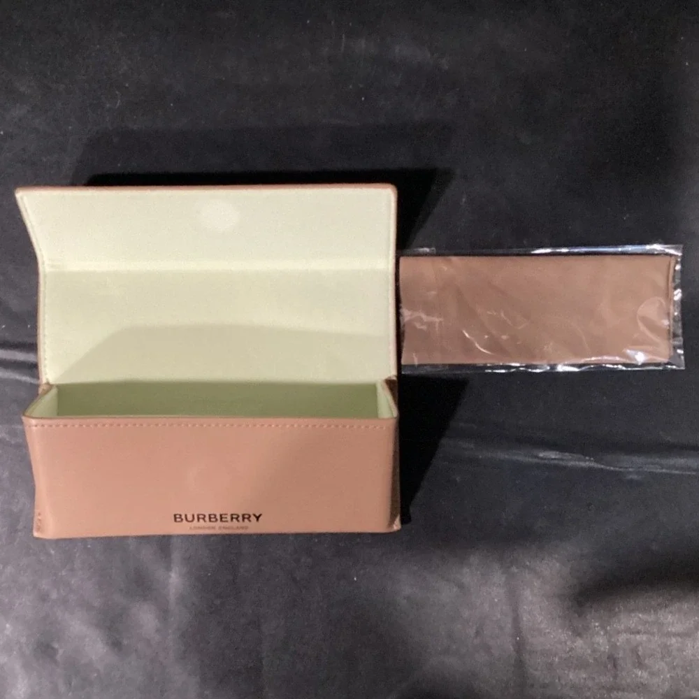 Burberry London England Tan Beige Foldable Eyewear Case‎ with Cleaning Cloth